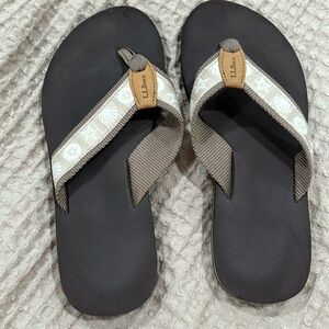 LL Bean sea shell flip flops. Worn once; great condition.